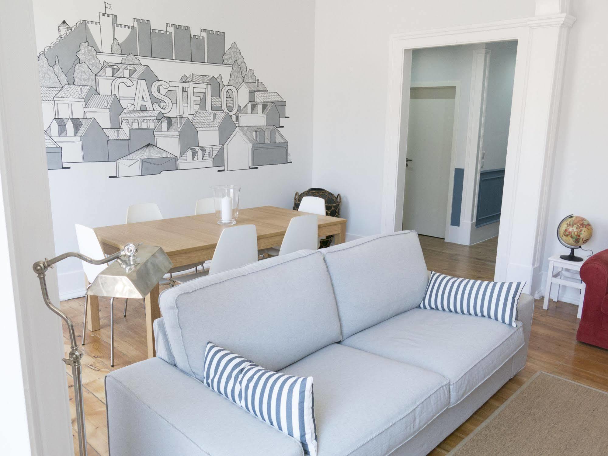 Lisbon Check-In Guesthouse ภายนอก รูปภาพ